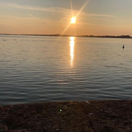 Chalet 64, Lakeside, Glan Gwna Holiday Park Карнарвон Екстер'єр фото